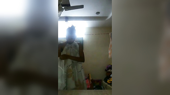 Amateur Porn - the Desi Girl Transform After Her Shower with Her Dressing Up Routine