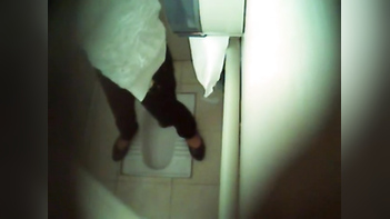 Shocking Delhi Airport Sex Scandal Involving Amateur Desi Girl in Toilet