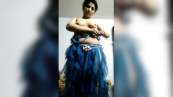 Check Out This Hot & Horny Amateur Desi GF Stripping Naked For Her Boyfriend!