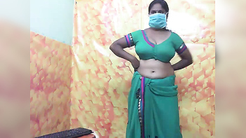 Delhi GF Meenakshi Gets Horny and Naked at Home for Wild Fucking Session