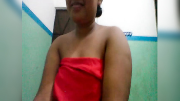 Experience Interracial Passion with Sexy Bhabhi in Hidden Cam Sex Blowjob