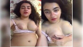 Watch Now: Exclusive Pakistani Girl Flaunting Her Boobs and Wet Pussy