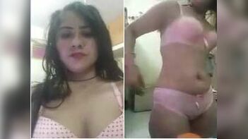 Experience the Thrill of Desi Pak Girl Nude Dance Show!