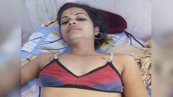 Indian Sexy Young Bhabi Fucking - Don't Miss Out on the Action!