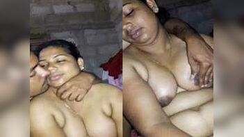 Mallu Aunty Hot Fucking and Boob Pressing - An Unforgettable Experience