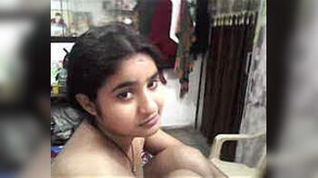 Desi Girl Ready to Have Fun with Friend - An Unforgettable Experience Awaits!