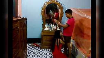 Hot Desi Bhabhi in Local Indian Porn MMS Clip with Young Devar!