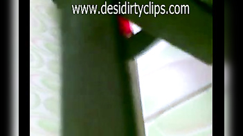 College Girl Dipa Gets Steamy in Hot Bath: Free Desi Sex Video