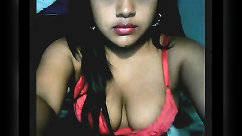 Unlock Your Wildest Desires with Live Desi Sex Cam Show Featuring Big Boobs Girl