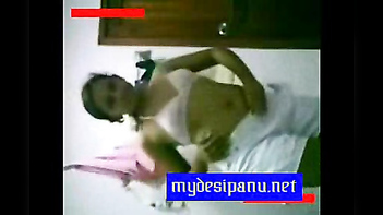 Paki Hot Girl Seduces Her Lover on Camera - Desi Sex MMS Exposed!