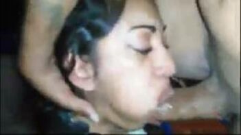 Watch This Hot Bangalore Young Girl Give a Deepthroat Blowjob in This Steamy Video