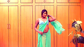 Swathi Naidu's Wild Nude Catwalk - Watch Her Strip and Get Naked in Amateur Porn!