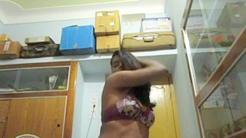 Horny Indian Teen Rubs Her Wet Pussy and Moans Loudly in Homemade Video.