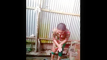 Hot Indian Village Teen Gets Soaking Wet in Outdoor Shower.