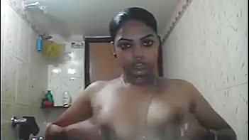This Naughty Tamil Aunty Get Her Juicy Pussy Pounded Hard!