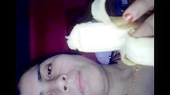 Aunty Manika Gets Her Pussy Rubbed And Filmed For Her Damn Hubby