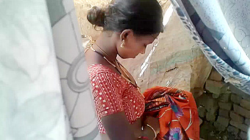 Indian Aunty with Rock-Hard Tits Rips Off Her Lacy Lingerie