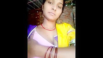 Desi Bhabhi Fingering Her Hairy Pussy In The Kitchen Saree Action