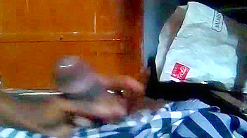 Tamil Babe Squeezing Her Lover’s Dick in a Mind-Blowing Handjob