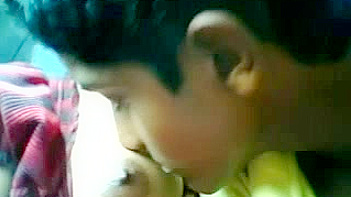 Tamil Babe Sucks Dick Like a Whore, Mind-Blowing Blowjob Action