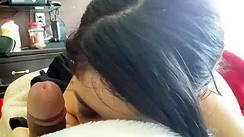 Juicy Indian Teen Sucks Dick Like a Whore in Unseen Hindi Porn Scene