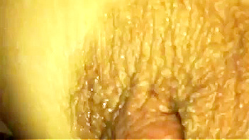 Indian Auntie Doodhwali Blowjob and Pussy Licking Session Caught on Tape