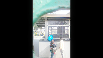 Indian Couple Sucks Dick in Public, Wild Outdoor Blowjob Action