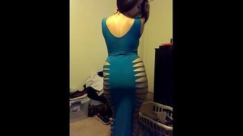 Pakistani Babe Gets Naked and Wild, Sucking Dick Like a Whore