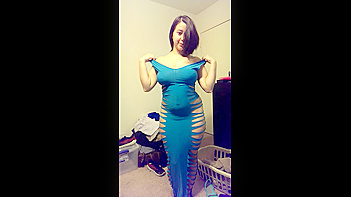 Pakistani Babe Gets Naked and Wild, Sucking Dick Like a Whore