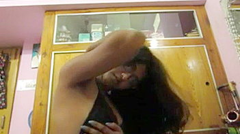 Indian Teen Aparna Joshi Shows Off Her Tight Pussy in a Wild Nude Session