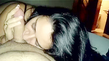 Marathi Bhabhi Giving Mind-Blowing Blowjob To Her Lover In Mumbai