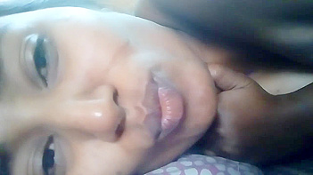 Swathi Naidu Doodhwali Shakes Her irresistibly Tight Ass in Amateur Clip