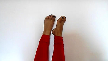 Mallu Babe Kiran Strips Down and Shows Off Her Perfect Tits and Pussy