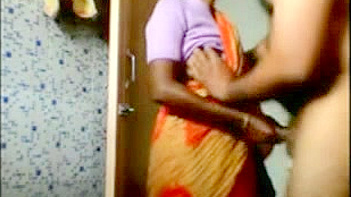 Village Aunty Gives Mind-Blowing Handjob To Lucky Bastard Master