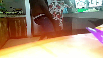 Indian Bhabhi Gets Pounded Hard In The Fucking Kitchen