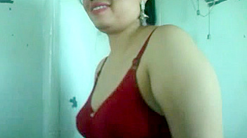 Tamil Aunty in Red Lingerie Sucking Dick Like a Whore