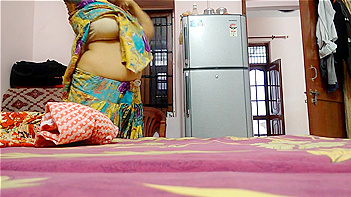 Big-Ass Desi Bhabhi Gets Filmed Naked By Her Horny Young Devar In The Bedroom