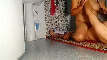North Indian Bhabhi Gets Pounded Hard In The Bathroom