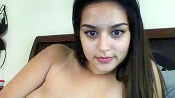 Filthy Indian Chick Shows Off Her Juicy Booty On Live Sex Webcam