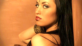 Indian Babes Strip Down in an Erotic Freaking Show