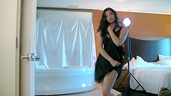 Indian Slut Shanaya Shows Off Her Juicy Legs in Tight-ass Skirt