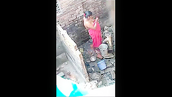 Indian Bhabhi Gets Nailed in Steamy Outdoor Shower Session