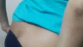 Busty Bhabhi with a Sexy Figure Gets Her Massive Tits Fondled