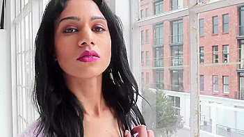 British Indian Porn Star Nails It in Wild Erotic Sex Show