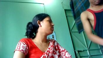 Indian Couple Getting Wild in the Bedroom, Hardcore Sex Action Non-Stop