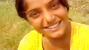 Punjabi Bhabhi Shows Off Her Juicy Curves and Tight Pussy