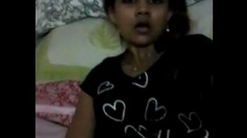 Tamil Chick Grinding Her Tight Pussy Like a Fucking Pro