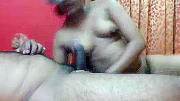 Desi Bhabhi Sucks Dick Like a Whore in Live Sex Chat Show