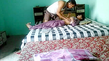 Insane Indian Couple Getting Wild in Hardcore Sex Tape