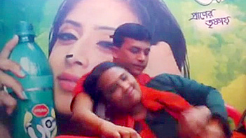 Bangla Couple Get Wild and Dirty on Valentine’s Day